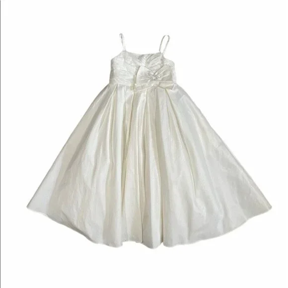 David’s Bridal Flower Girl Taffeta‎ Ball Gown Bow - Picture 2 of 10